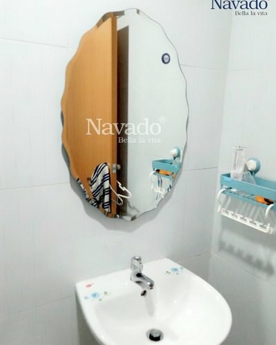 Gương phòng tắm Navado NAV542B 50x70 cm