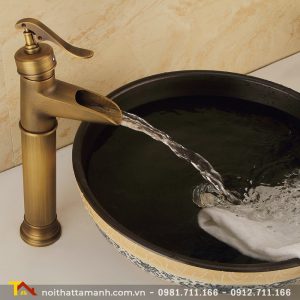 Vòi rửa lavabo Haduvico Đồng Thau Đúc VR027